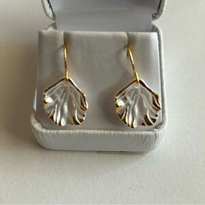 3/$20 White Gold Tone Faux Sea Shell Ocean Beach Dandle Earrings